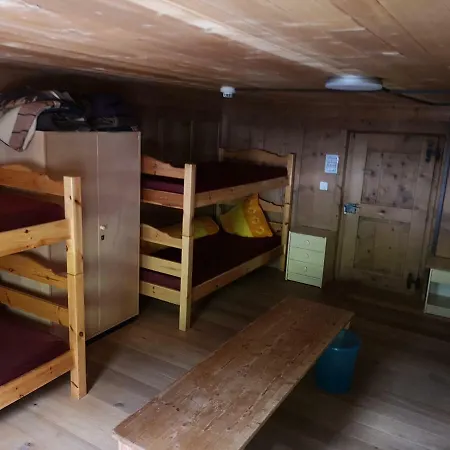 Gassa 95 Bed & Breakfast Vals