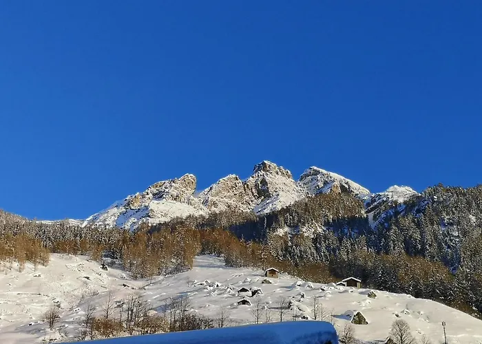Alojamento de Acomodação e Pequeno-almoço Gassa 95 *