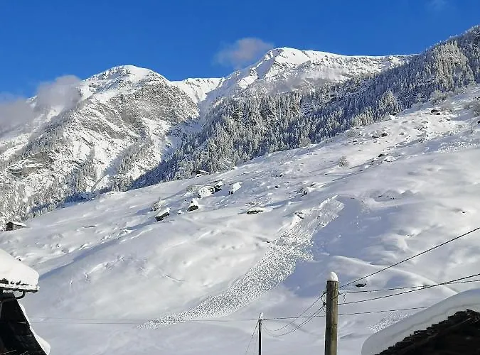 Gassa 95 Bed & Breakfast Vals